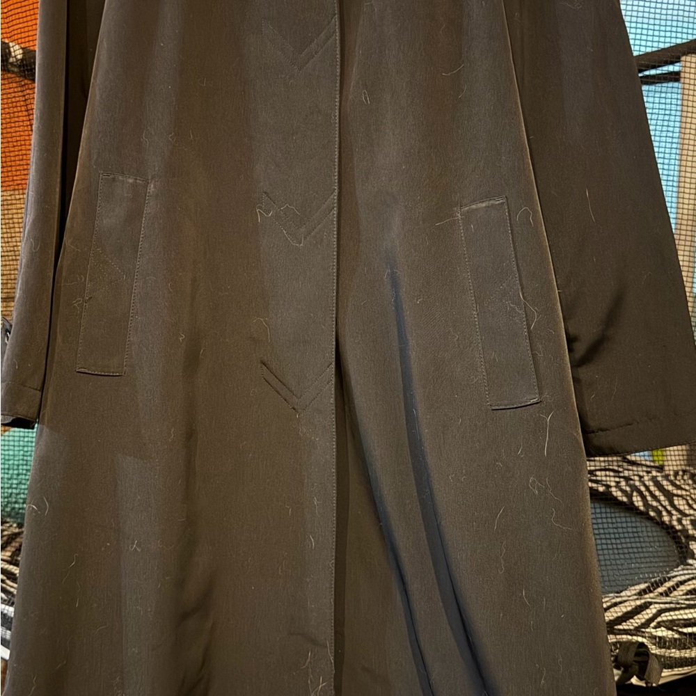 Fleet Street Elegant Black Petite Trench Coat with Gray and Black Floral Liner